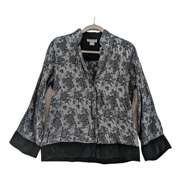 Jones New York Floral S White Black Blouse Button Up Collared Tiered Top‎ Staple - Picture 1 of 10